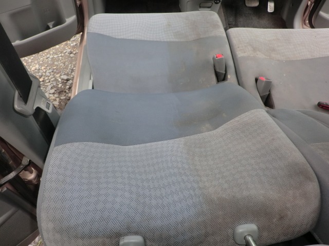 cat04-03.jpg